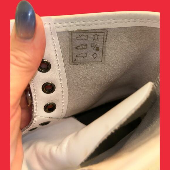 NEW Authentic White Dr. Marten 8 Eye 1460 Boots Size Women’s 7 - Picture 6 of 8